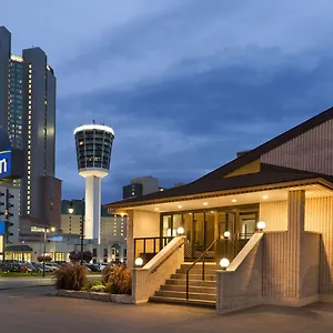 https://days-inn-fallsview.niagara-fallshotels.com